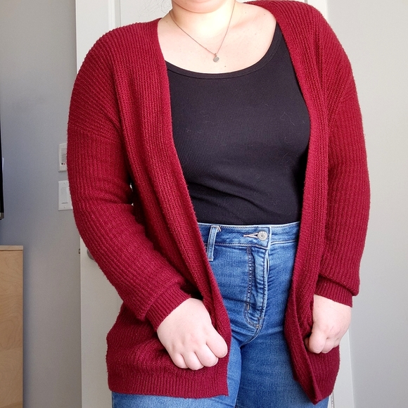 Hollister Red Knit Cardigan - Size small - Picture 9 of 9